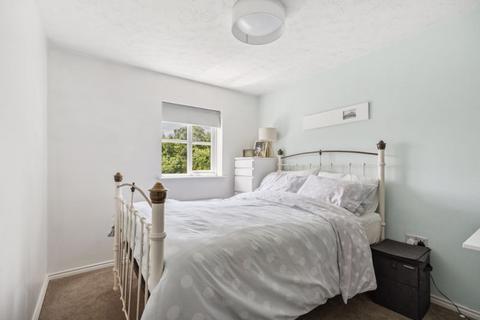 28 Vanguard Close, High Wycombe, HP12 3FP