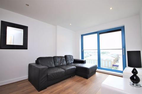 2 bedroom apartment to rent, Western Gateway, London