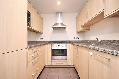 2 bedroom apartment to rent, Western Gateway, London