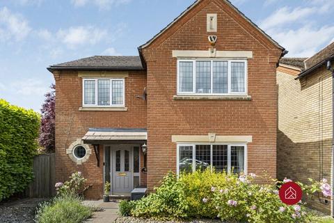 4 bedroom detached house for sale, Saffron Close, Bicester OX26