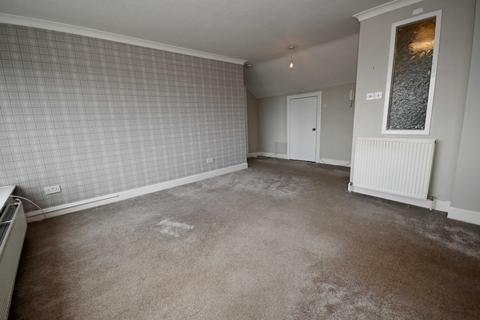 2 bedroom flat for sale, Royal Crescent, Dunoon, PA23