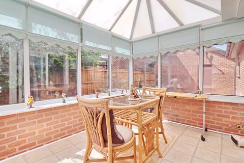 12 Berwick Close, Worsley, Manchester, M28 1DT
