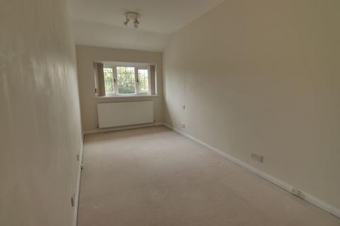 18 Brook Close, Coven, Wolverhampton, WV9 5DS