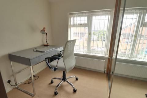 18 Brook Close, Coven, Wolverhampton, WV9 5DS