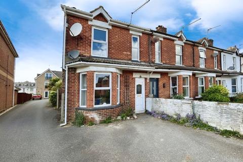 3 bedroom end of terrace house for sale, Layton Road, Poole BH12