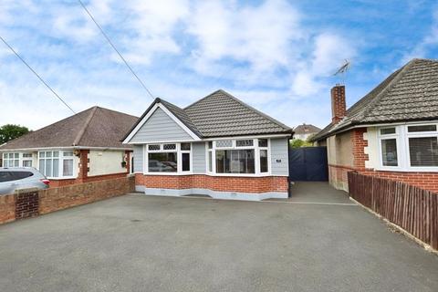 4 bedroom chalet for sale, Linden Road, Poole BH12