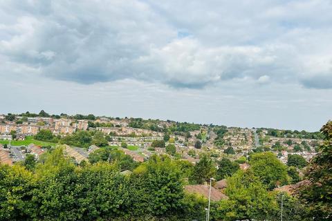 undefined, Lingfield Close, HIGH WYCOMBE, HP13 7ER