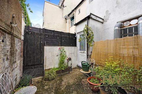 1 bedroom terraced house for sale, George Street, Brighton, BN2 1RH