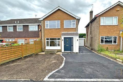 37 Castle Close, Calverton, Nottingham, NG14 6LX