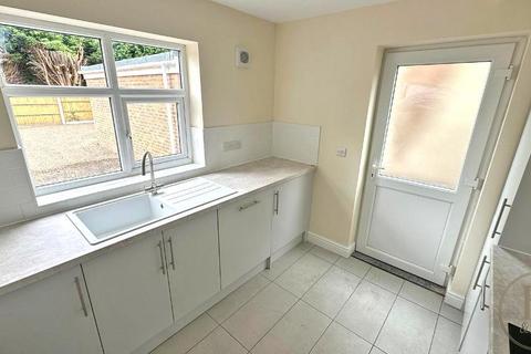 37 Castle Close, Calverton, Nottingham, NG14 6LX