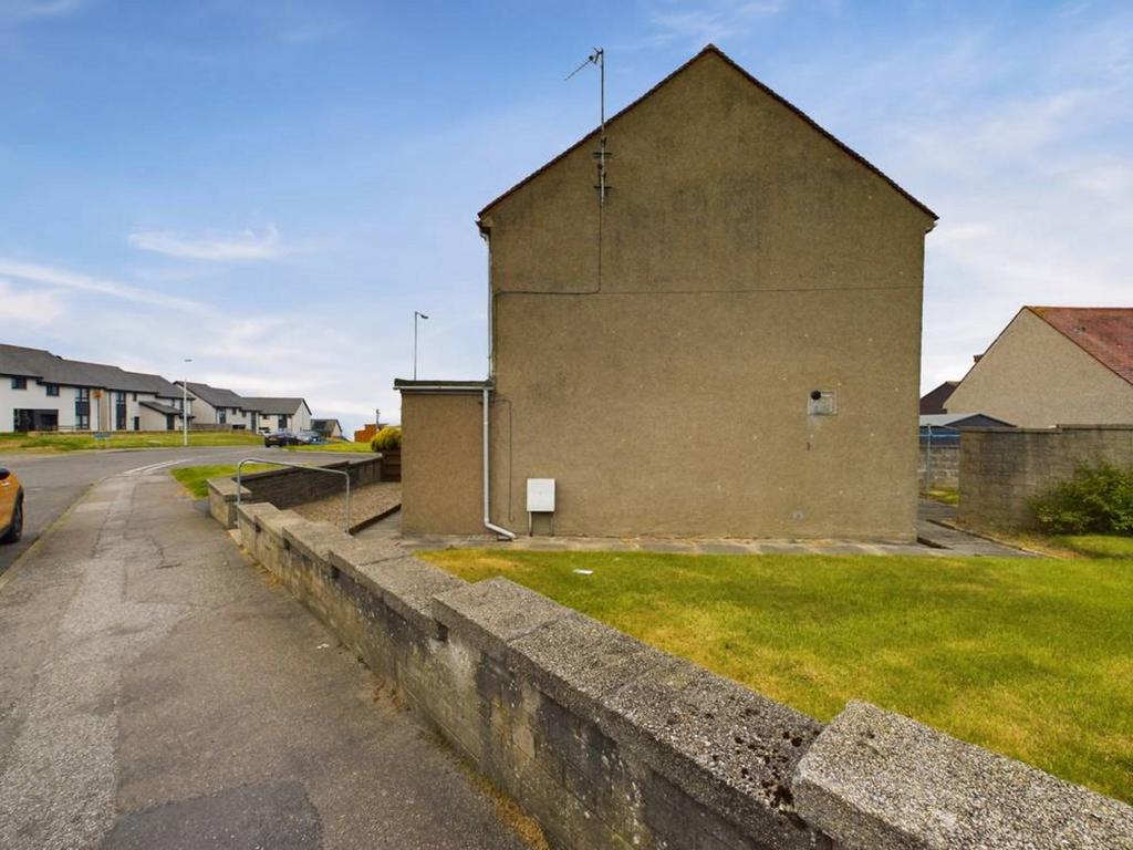 Banff AB45 2 bed semidetached house for sale £95,000