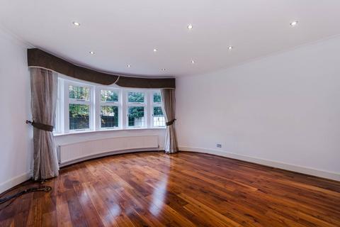 3 bedroom flat to rent, Chartfield Avenue, West Putney, London, SW15