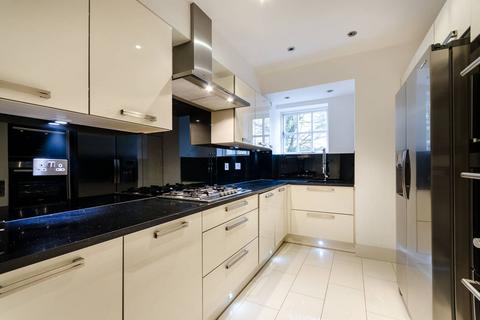 3 bedroom flat to rent, Chartfield Avenue, West Putney, London, SW15