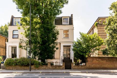 3 bedroom flat to rent, Goldhawk Road, Shepherd's Bush, London, W12