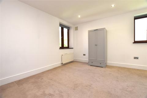 2 bedroom apartment for sale, Plough Lane, Purley, CR8