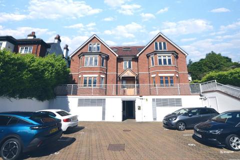 2 bedroom apartment for sale, Plough Lane, Purley, CR8