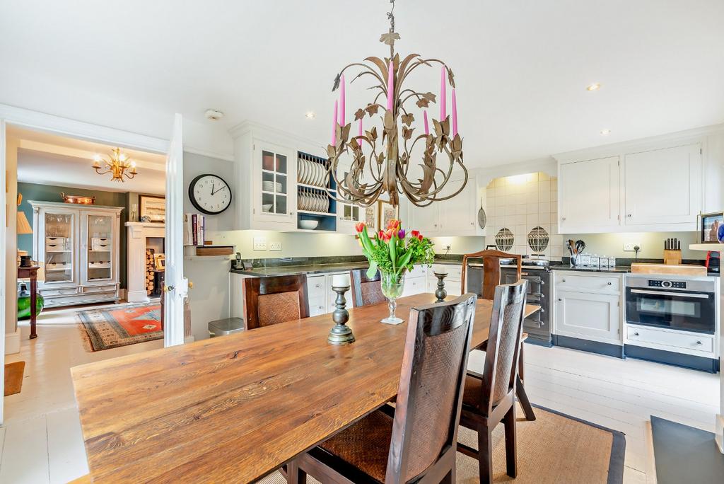 Kitchen/Breakfast