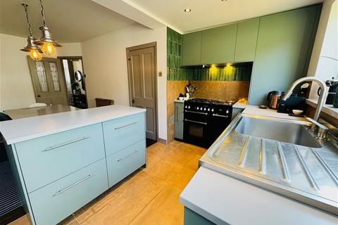 3 Cromer Road, Chadwell Heath, Romford, RM6 6ND