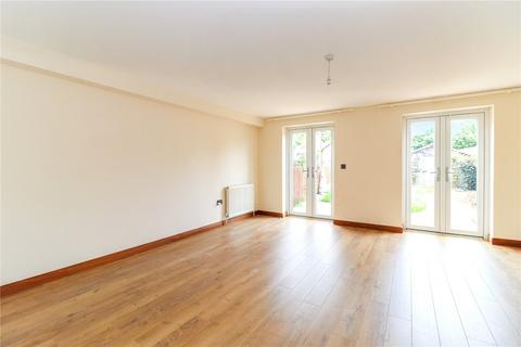 5 bedroom terraced house to rent, Wander Wharf, Kings Langley, Hertfordshire, WD4