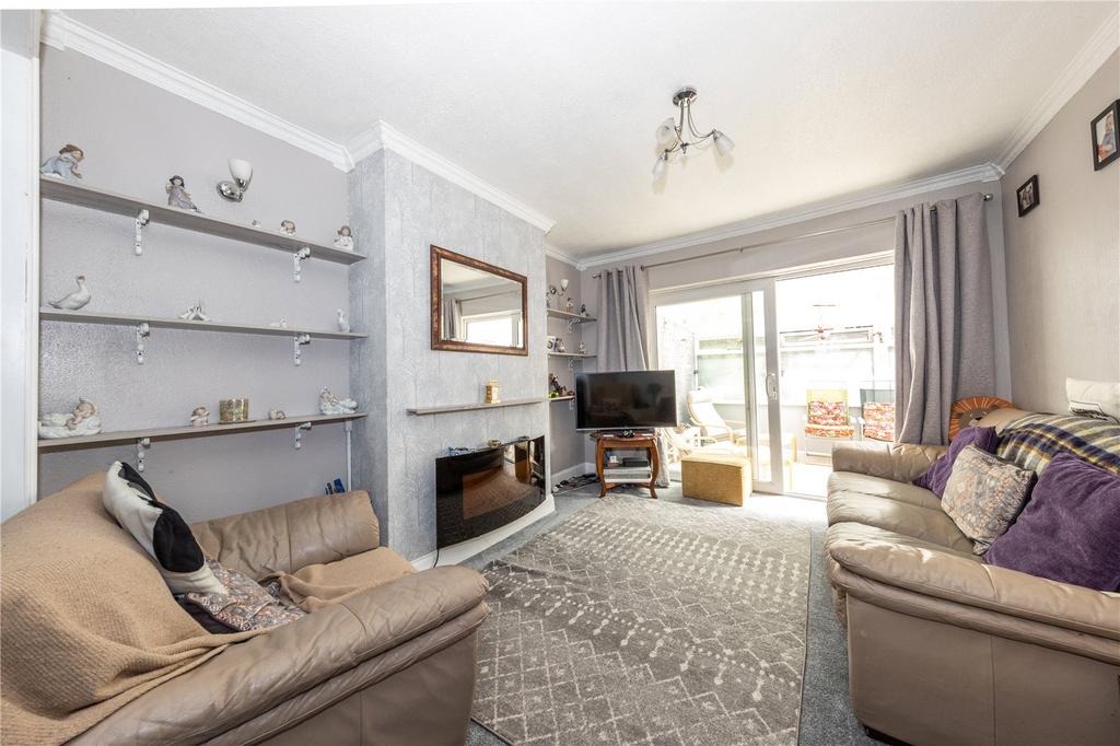 Falconers Road, Bedfordshire LU2 3 bed bungalow for sale £339,995