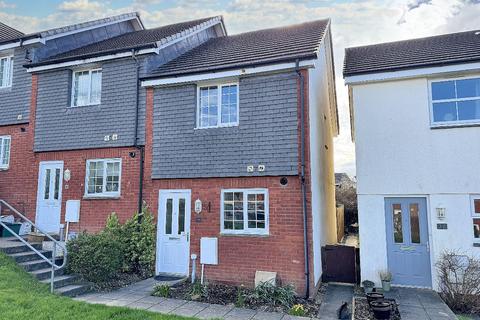 2 bedroom end of terrace house to rent, Sterlings Way, Okehampton