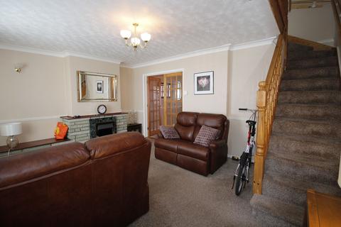 3 bedroom terraced house to rent, Rainham RM13