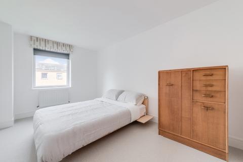 2 bedroom flat for sale, Turner House, Cassilis Road, London, E14