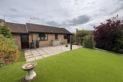 2 bedroom detached house for sale, Shropshire Close, Swindon SN5