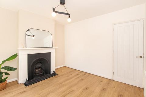 2 bedroom end of terrace house for sale, Bassett Road, Leighton Buzzard