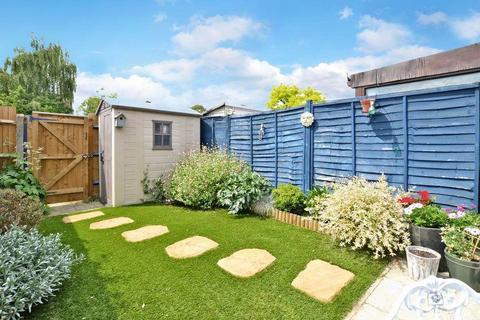 1 bedroom house for sale, Glebelands, West Molesey KT8