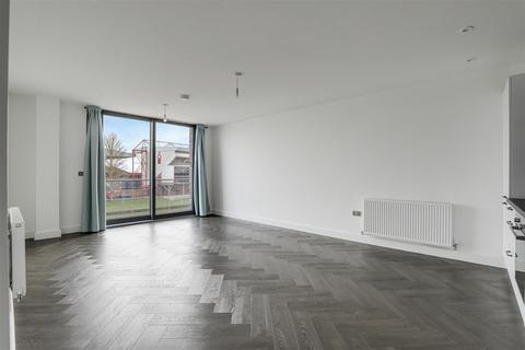 2 bedroom apartment to rent, Trent Bridge View, Meadow Lane NG2