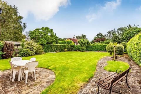 2 bedroom detached bungalow for sale, CROFT AVENUE, DORKING, RH4