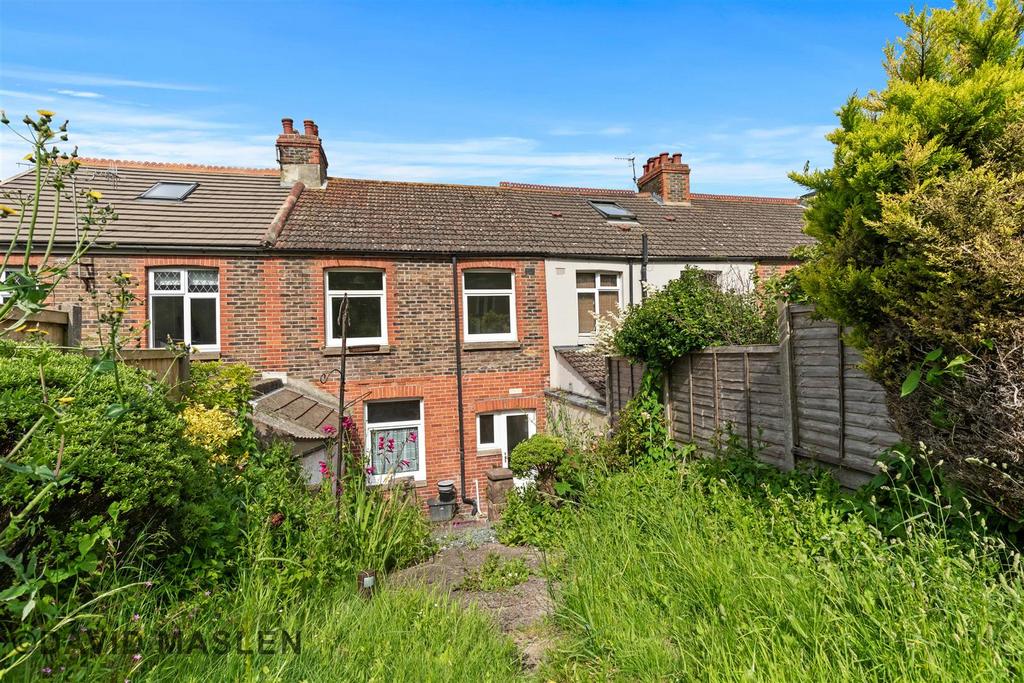 Rear Garden (7).jpg