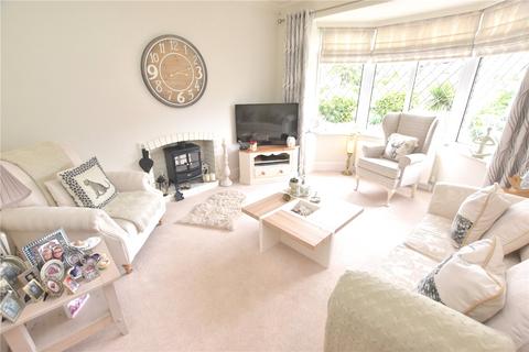 3 bedroom detached bungalow for sale, Knights Hill, Leeds, West Yorkshire