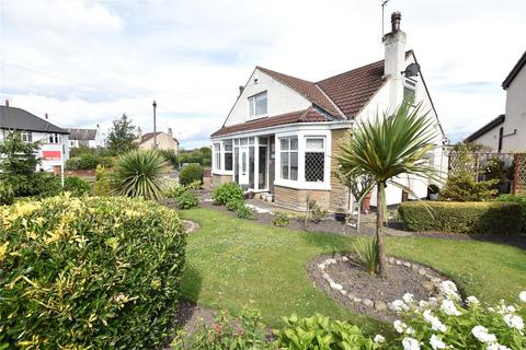 3 bedroom detached house for sale, Knights Hill, Leeds, West Yorkshire