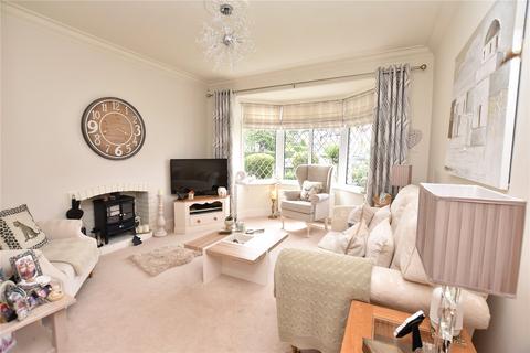 3 bedroom detached house for sale, Knights Hill, Leeds, West Yorkshire