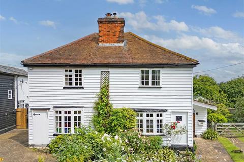 4 bedroom detached house for sale, Beeches Road, Rawreth, Wickford