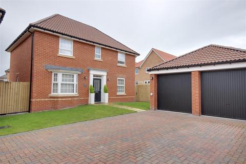 4 bedroom detached house for sale, Morris Croft, Cottingham