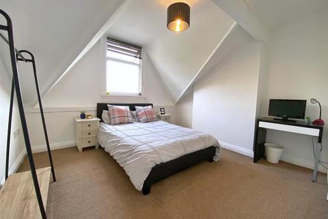 4 bedroom end of terrace house to rent, Harold Road, Birmingham, B16 9DA