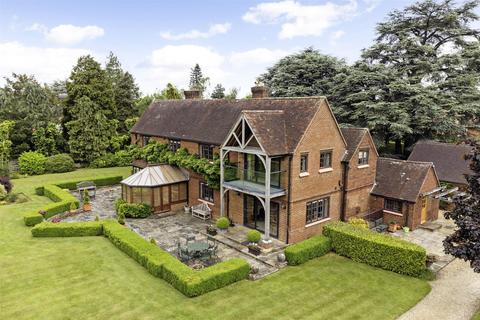 4 bedroom detached house for sale, Charlton Park Gate, Cheltenham