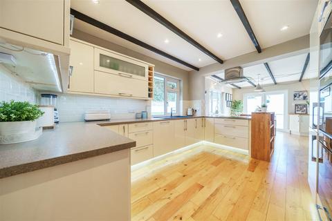 5 bedroom detached house for sale, Longford Park, Newton Abbot