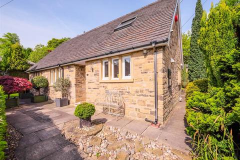 3 bedroom detached bungalow for sale, Thornhill Road, Huddersfield, HD3