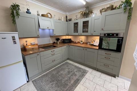 3 bedroom semi-detached house for sale, Carway,, Kidwelly