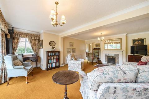 4 bedroom detached house for sale, Ellis Road, Bedford