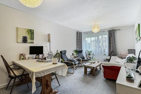 1 bedroom apartment for sale, Beaulands Close