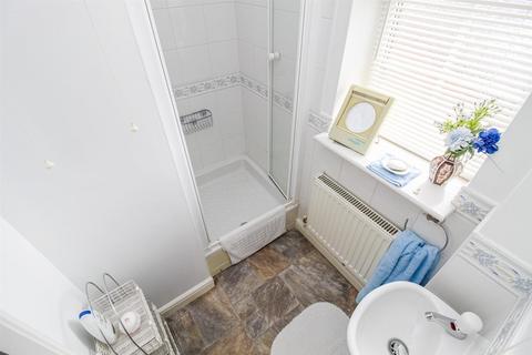 9 Winchester Close, Wrenthorpe, Wakefield, WF2 0DT