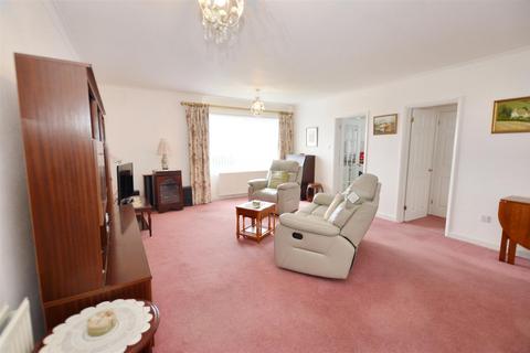 2 bedroom flat for sale, The Esplanade, Sheringham