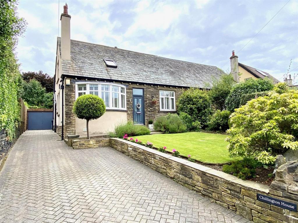 Archbell Avenue, Brighouse 3 bed semidetached house for sale £360,000