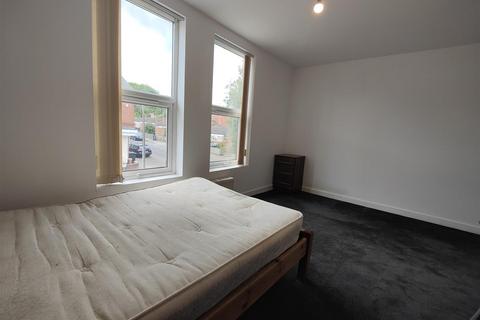 4 bedroom terraced house to rent, Manilla Road, Selly Oak, Birmingham B29