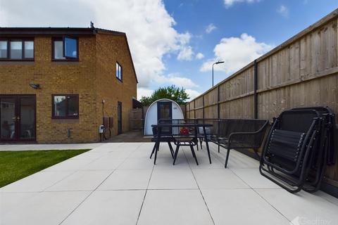 41 Boxfield Green, Stevenage, SG2 7DR